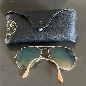Ray-Ban Gold Frame Aviator Sunglasses
